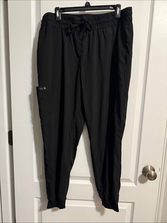 koi Pants - koi Black Men's Jogger Pants with Drawstring